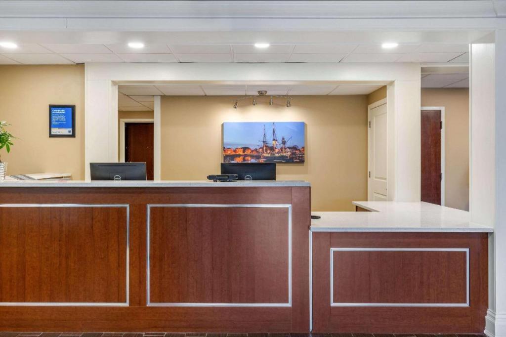 Comfort Inn Danvers - Boston North Shore Екстер'єр фото