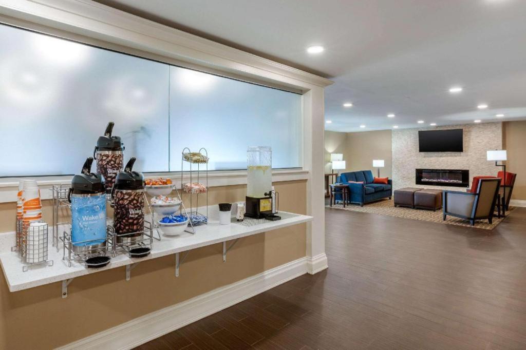 Comfort Inn Danvers - Boston North Shore Екстер'єр фото